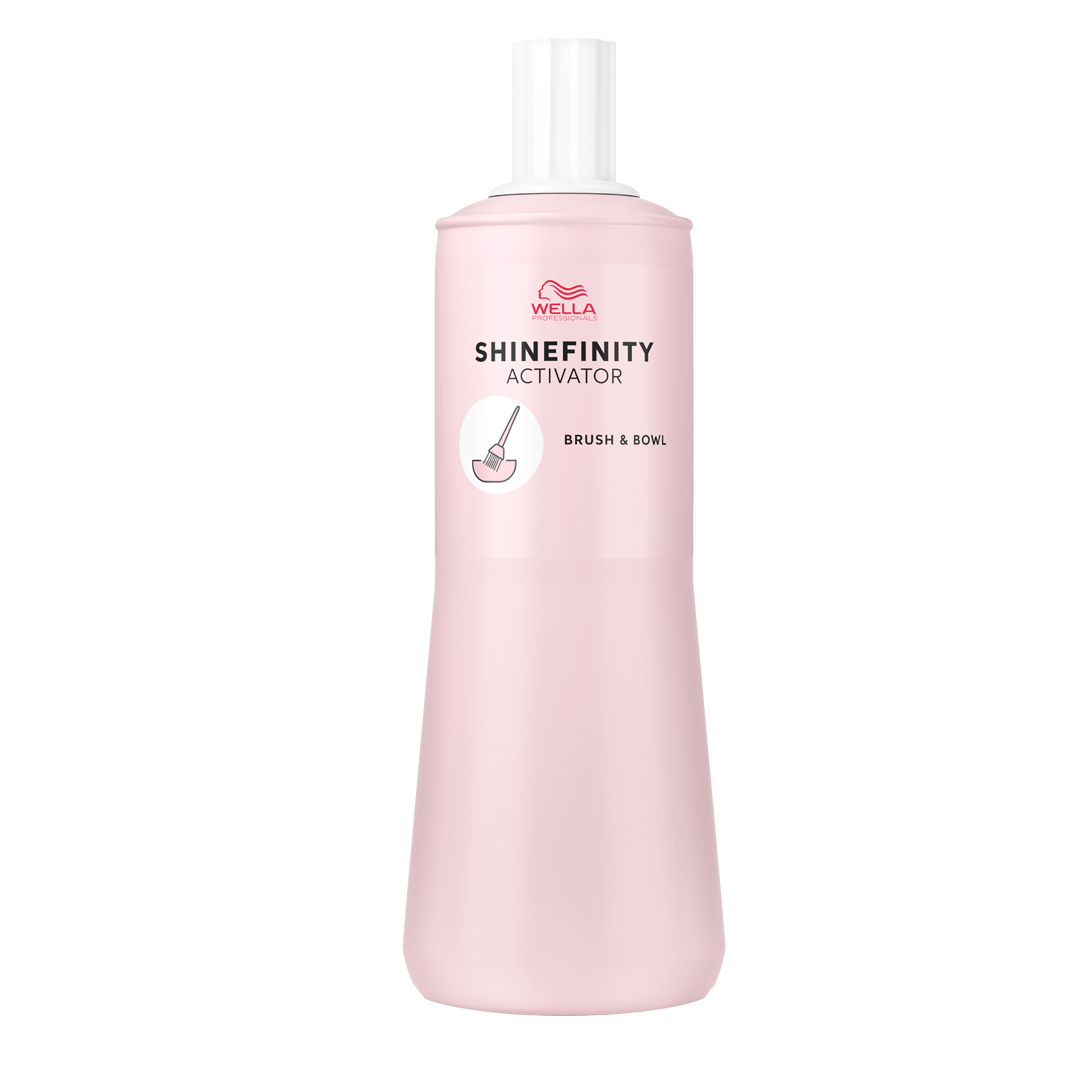 Wella Shinefinity Ativator 2% brush para bol y paletina