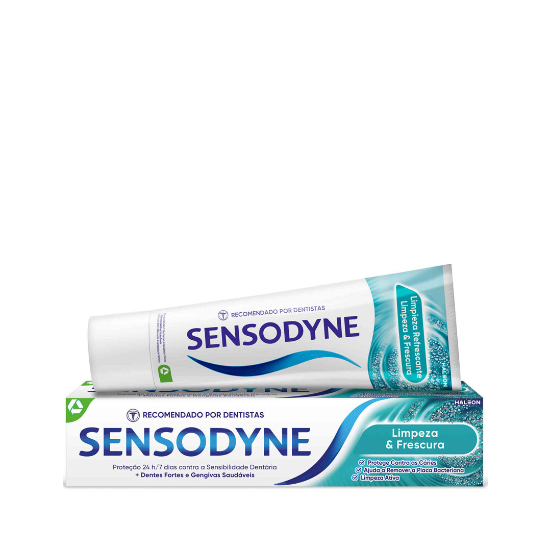 Sensodyne toothpaste for advanced cleaning and intense freshness