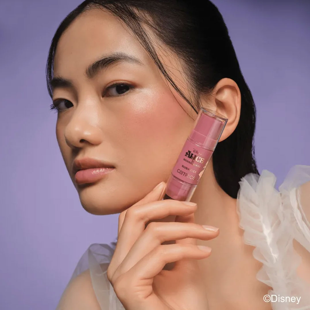 Catrice LimEdt Disney Alice in Wonderland Blush Stick C02